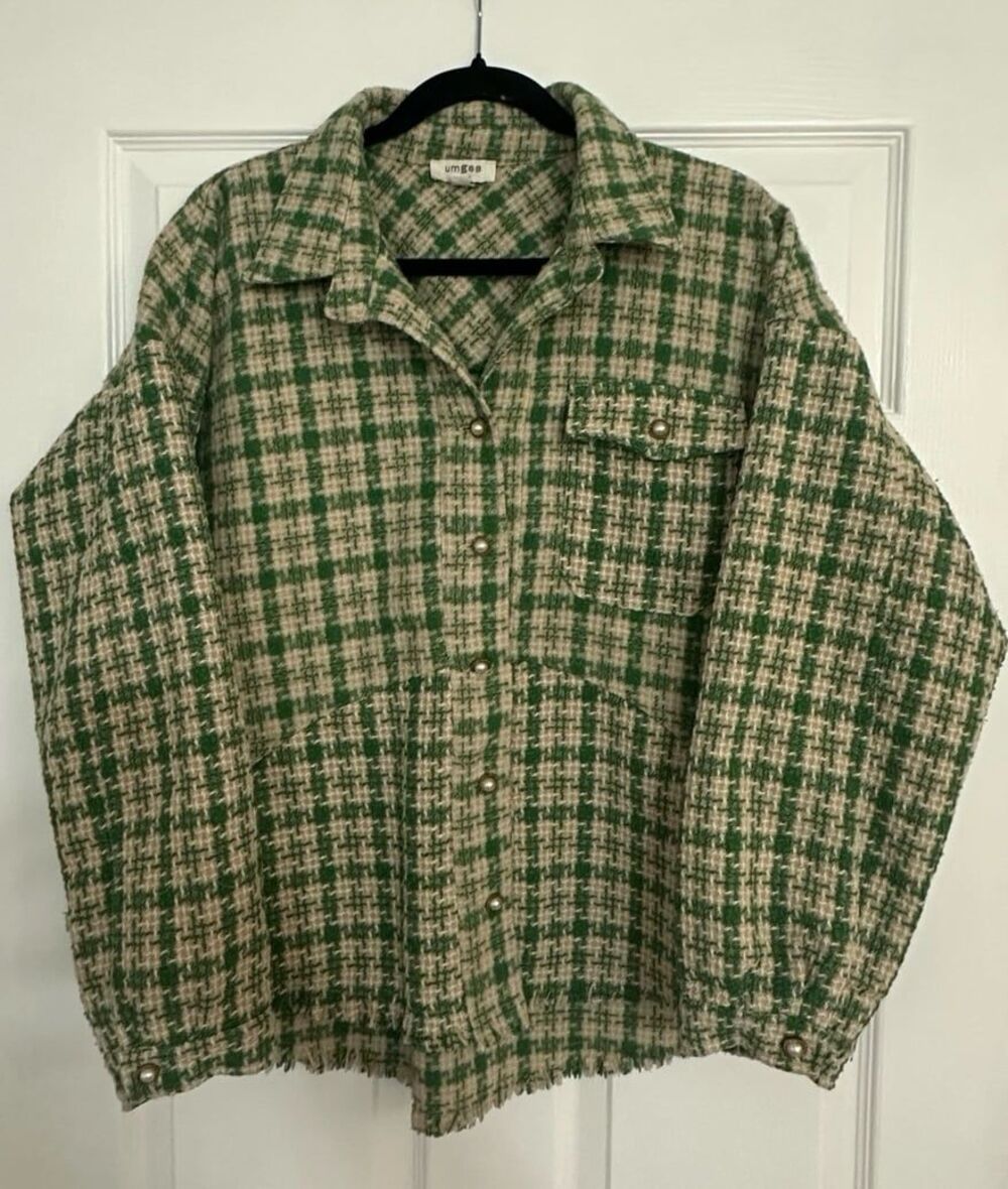 Umgee - Green plaid Shacket with pearl buttons Women’s Size Small